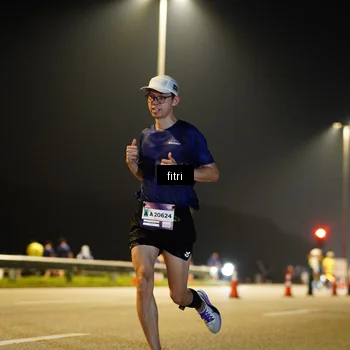 Runner Photo 7346573