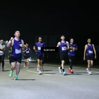 Runner Photo 7346592