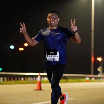 Runner Photo 7346612