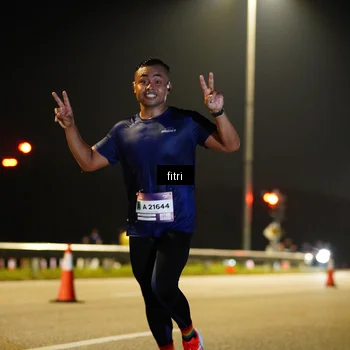 Runner Photo 7346614