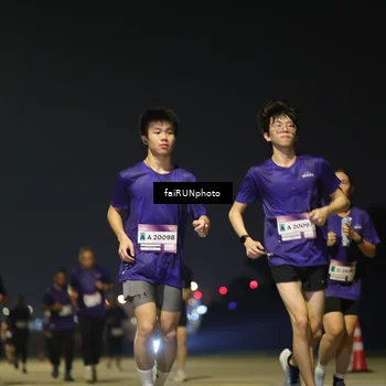 Runner Photo 7346623