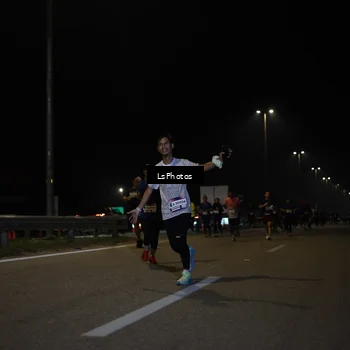 Runner Photo 7346625