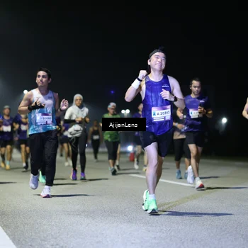 Runner Photo 7346628