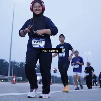 Runner Photo 7346636