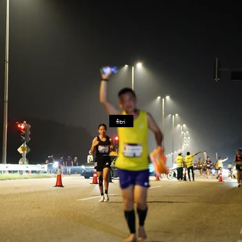 Runner Photo 7346642