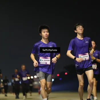 Runner Photo 7346647