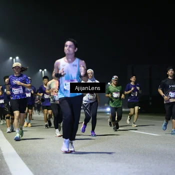 Runner Photo 7346659