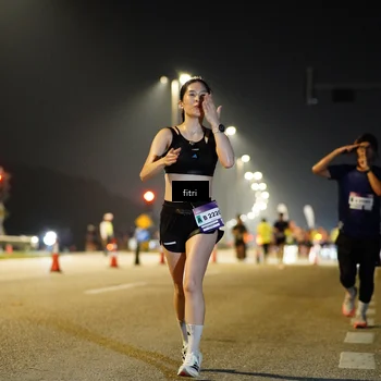 Runner Photo 7346675