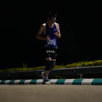 Runner Photo 7346676