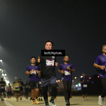 Runner Photo 7346684