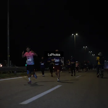 Runner Photo 7346697