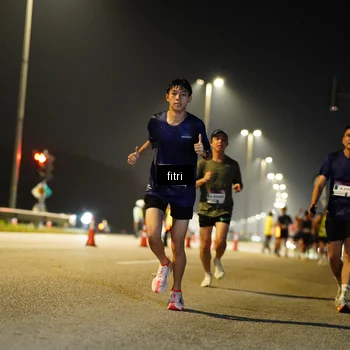 Runner Photo 7346711