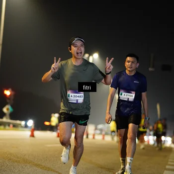 Runner Photo 7346719