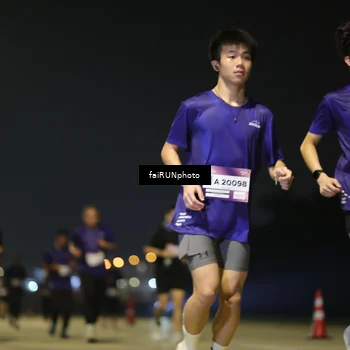 Runner Photo 7346725