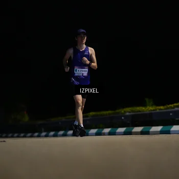 Runner Photo 7346772