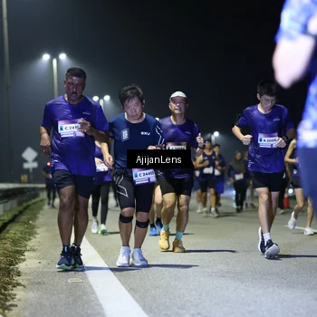 Runner Photo 7346796