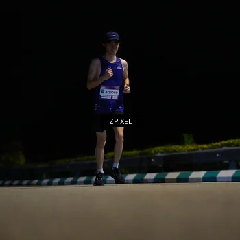 Runner Photo 7346806