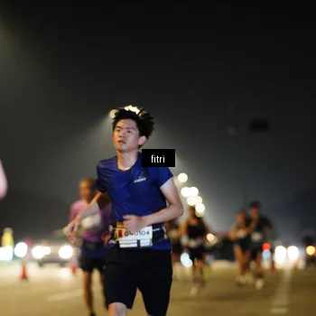 Runner Photo 7346813