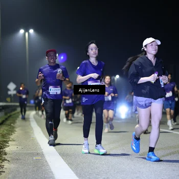 Runner Photo 7346843