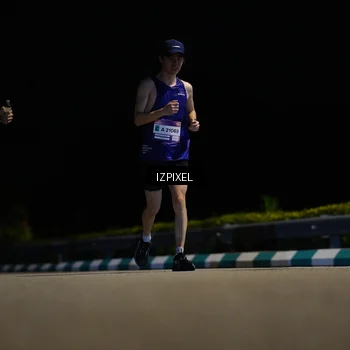 Runner Photo 7346846