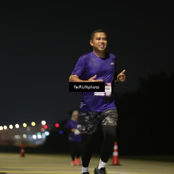 Runner Photo 7346849