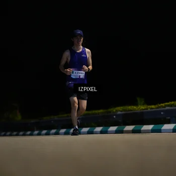 Runner Photo 7346853