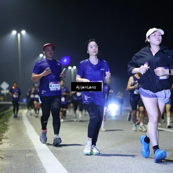 Runner Photo 7346862