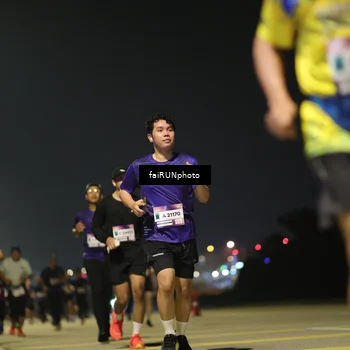 Runner Photo 7346913