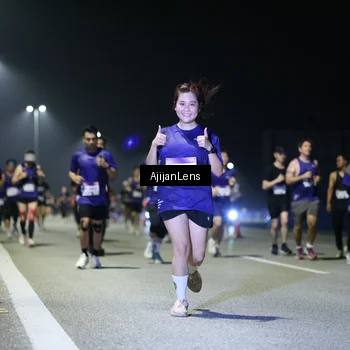Runner Photo 7346937