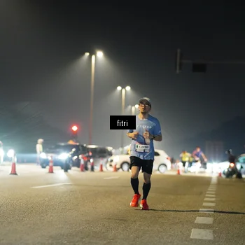 Runner Photo 7346960
