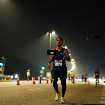 Runner Photo 7346975