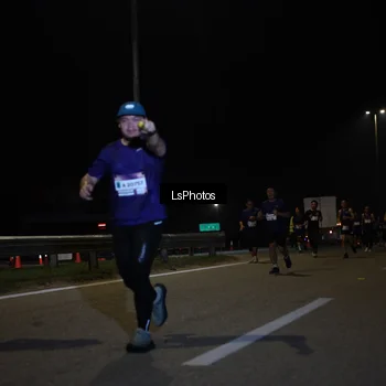 Runner Photo 7347059