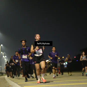 Runner Photo 7347080