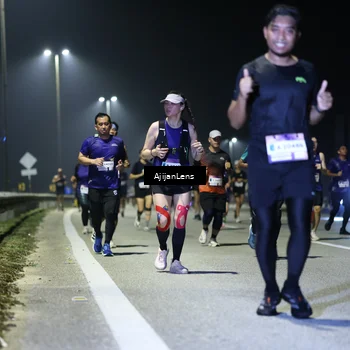 Runner Photo 7347086