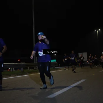 Runner Photo 7347087