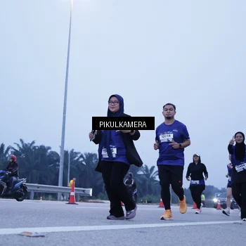 Runner Photo 7347089