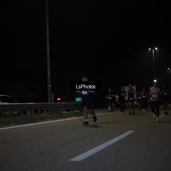 Runner Photo 7347090