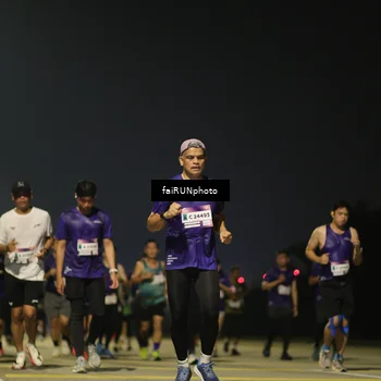 Runner Photo 7347152