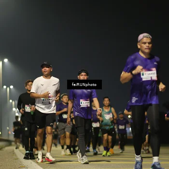 Runner Photo 7347163