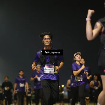 Runner Photo 7347164