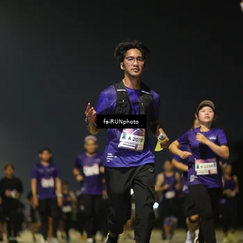 Runner Photo 7347174