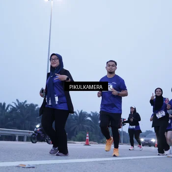 Runner Photo 7347176