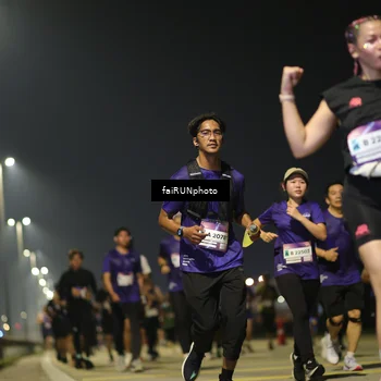Runner Photo 7347180