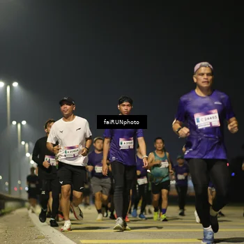 Runner Photo 7347205