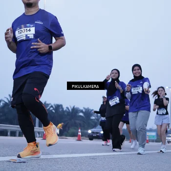 Runner Photo 7347237