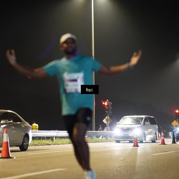 Runner Photo 7347247