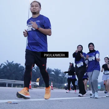 Runner Photo 7347259