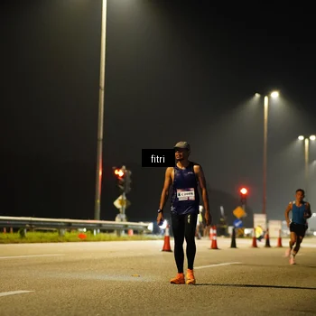 Runner Photo 7347292