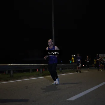 Runner Photo 7347303