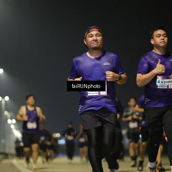 Runner Photo 7347306